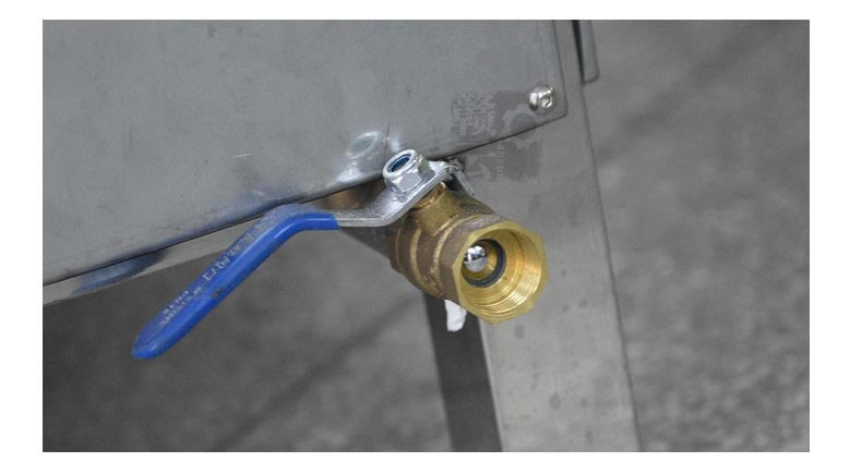 主机开关和指示灯控制面板